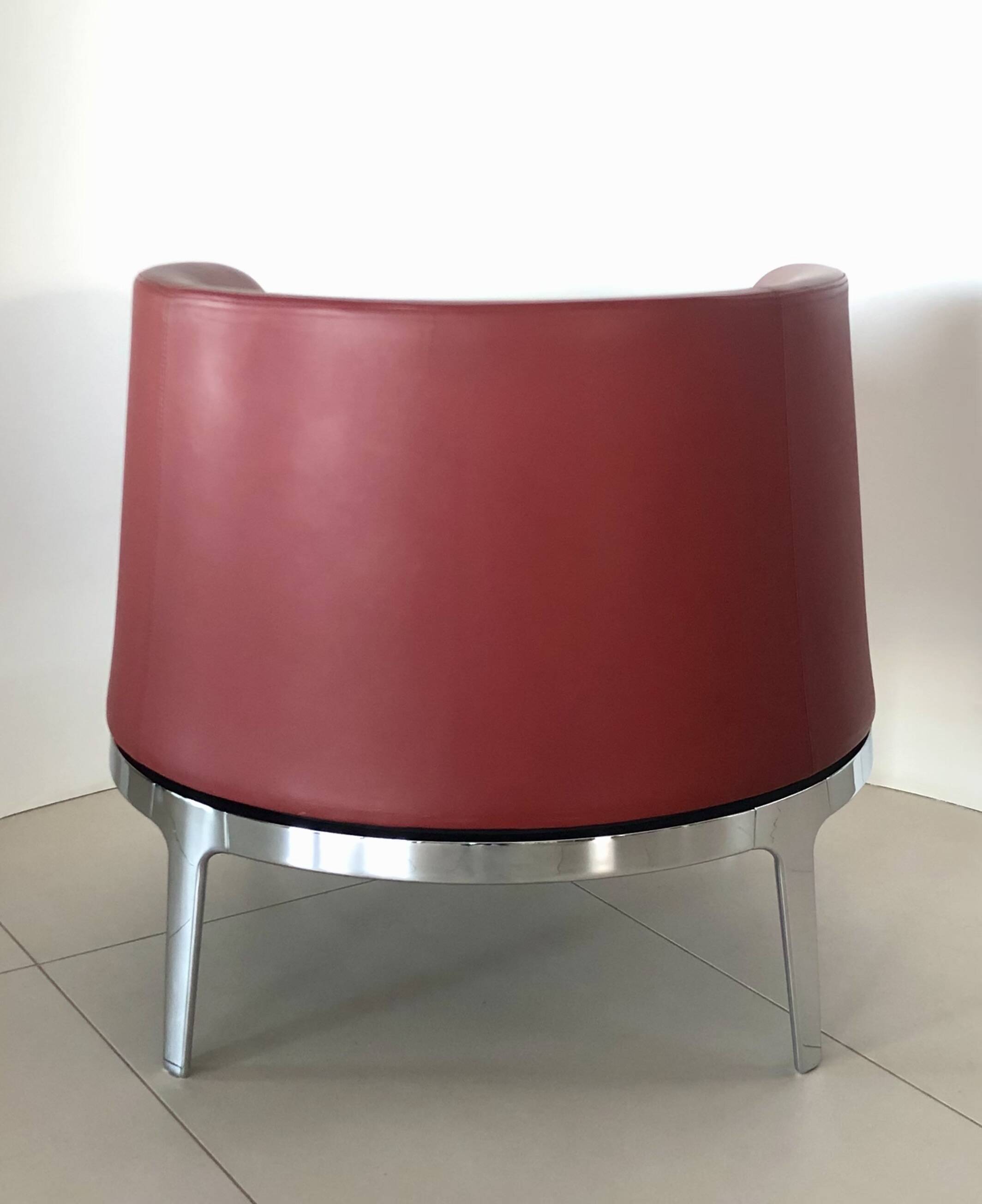 Fauteuil rotatif en cuir Bordeaux par Carl Öjerstam pour Materia, Suède post 2000