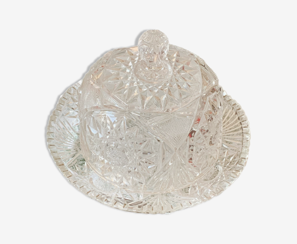Assiette et cloche en cristal ciselé