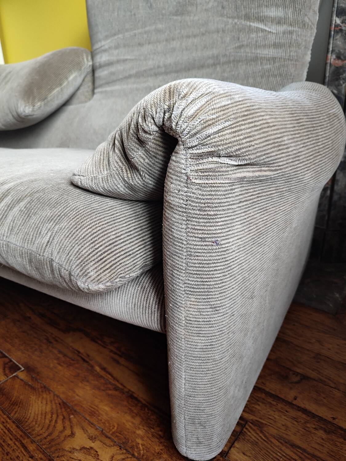 Cassina Maralunga vintage sofa