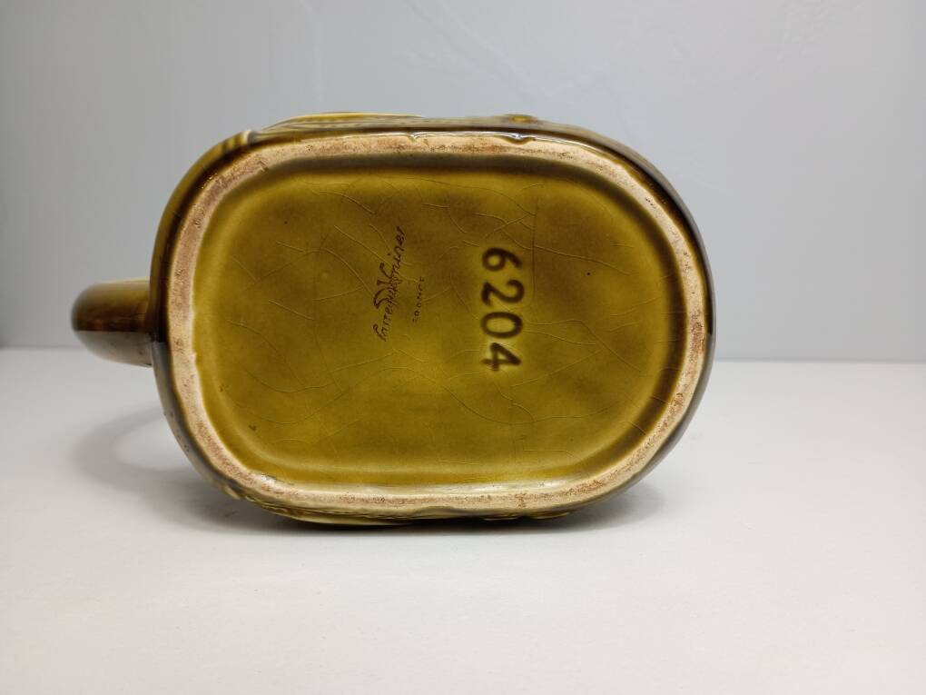 Pichet bistro barbotine Sarreguemines no. 6204