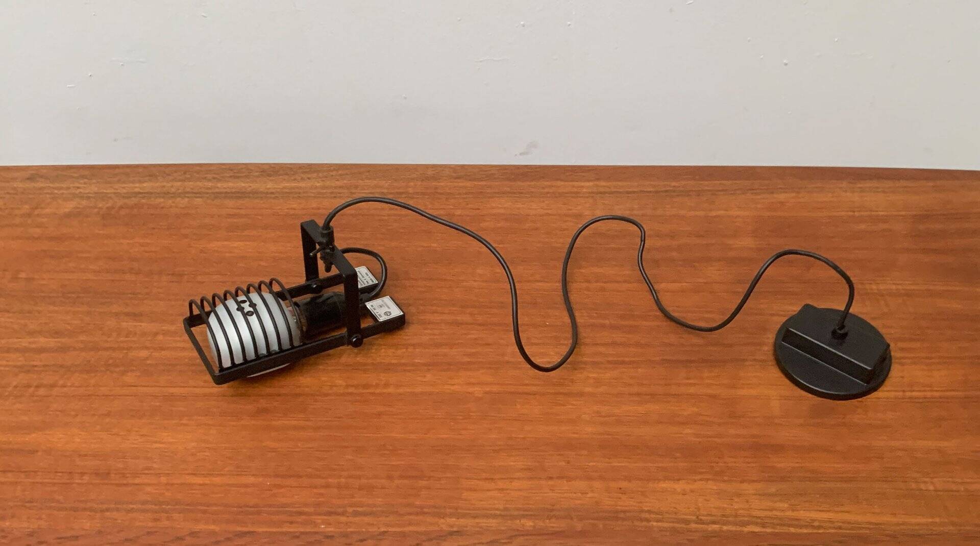 Suspension Cable Italian Synthesis of the Mid-Century by Ernesto Gismondi for Artemide