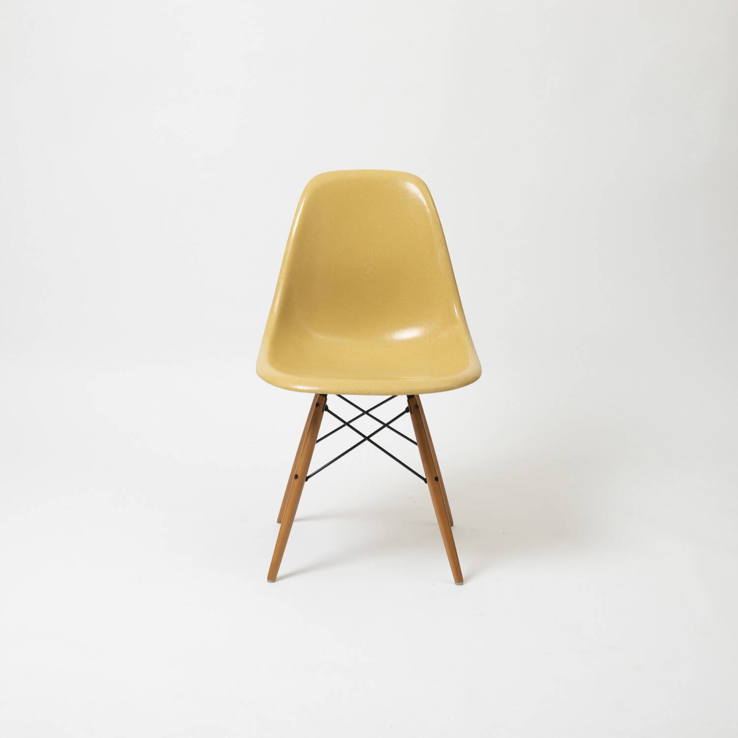 Eames DSW dining chair by Herman Miller, USA, 1972
