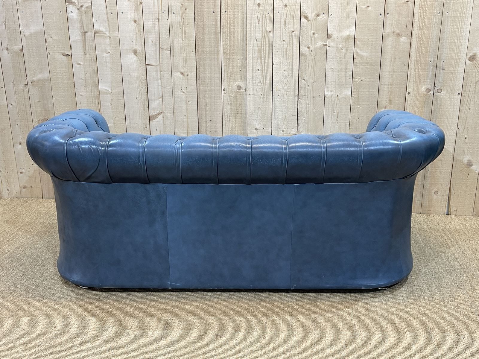 English Chesterfield 3-seater sofa in blue leather from the 1980s