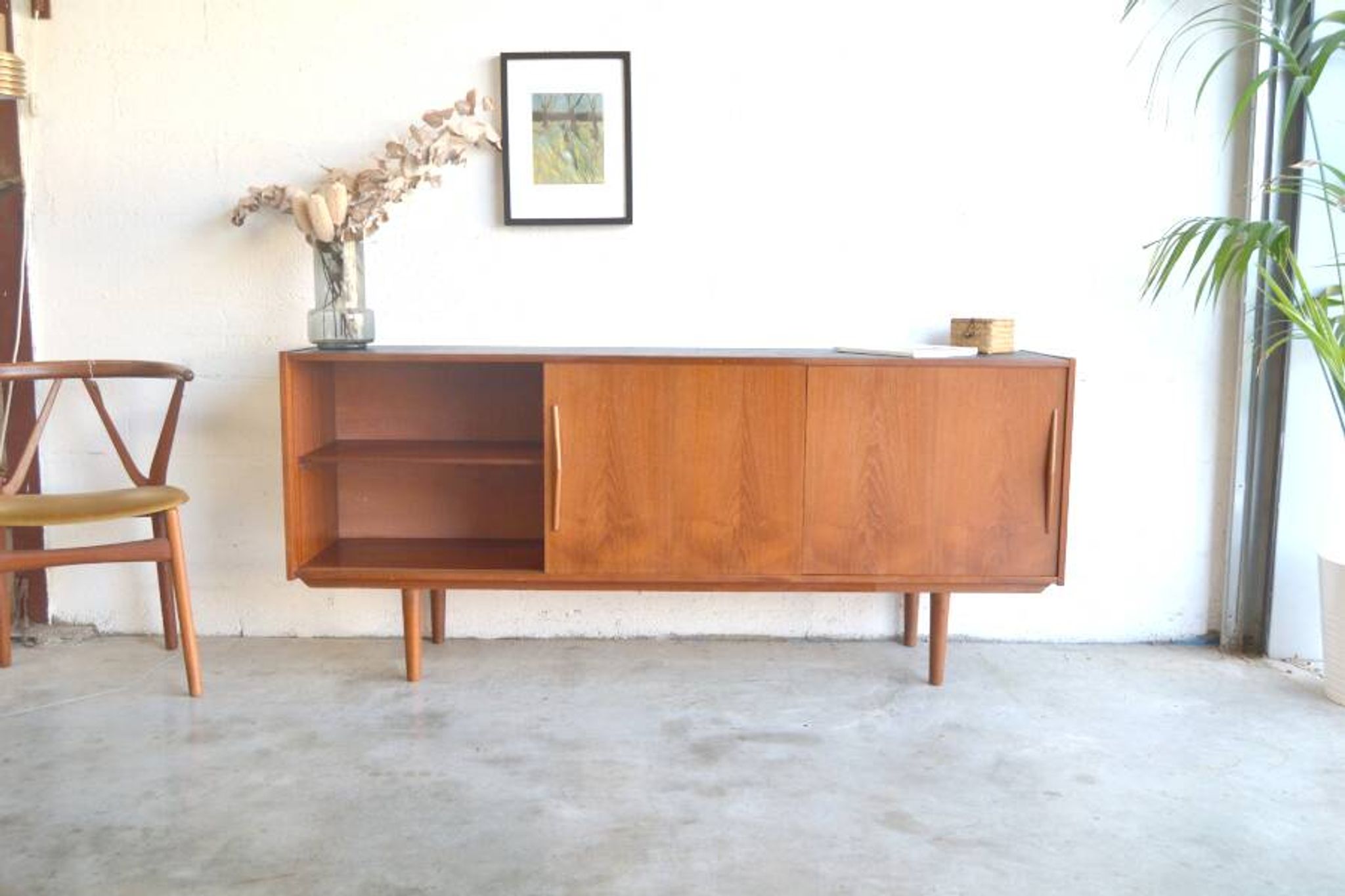 Danish sideboard – sliding doors * 181 cm