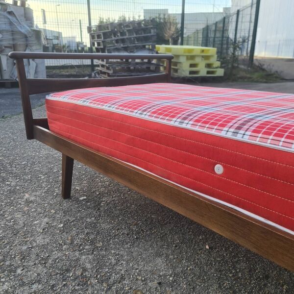 Lit 1 place, daybed scandinave en teck pied compas 1960