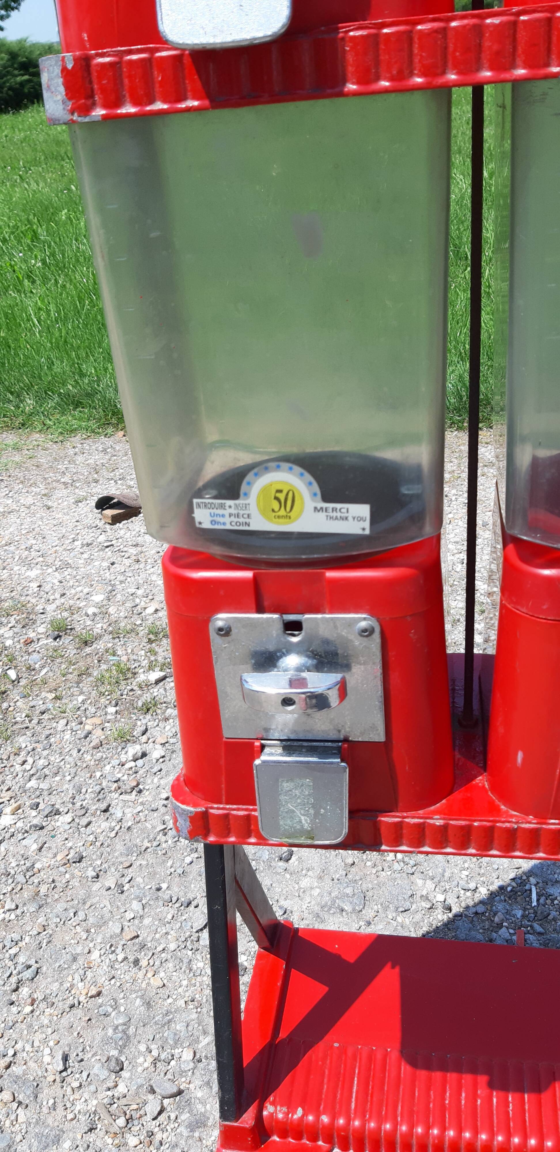 BRABO Candy Dispenser