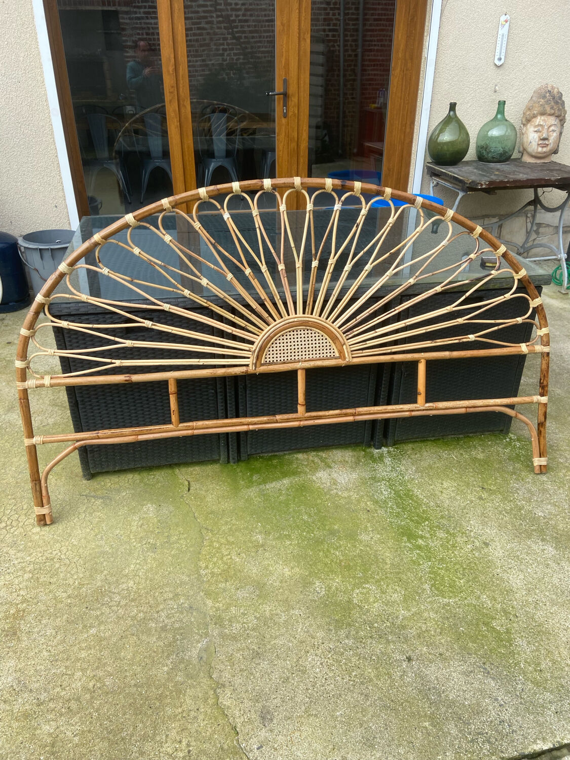 headboard in wicker and rattan