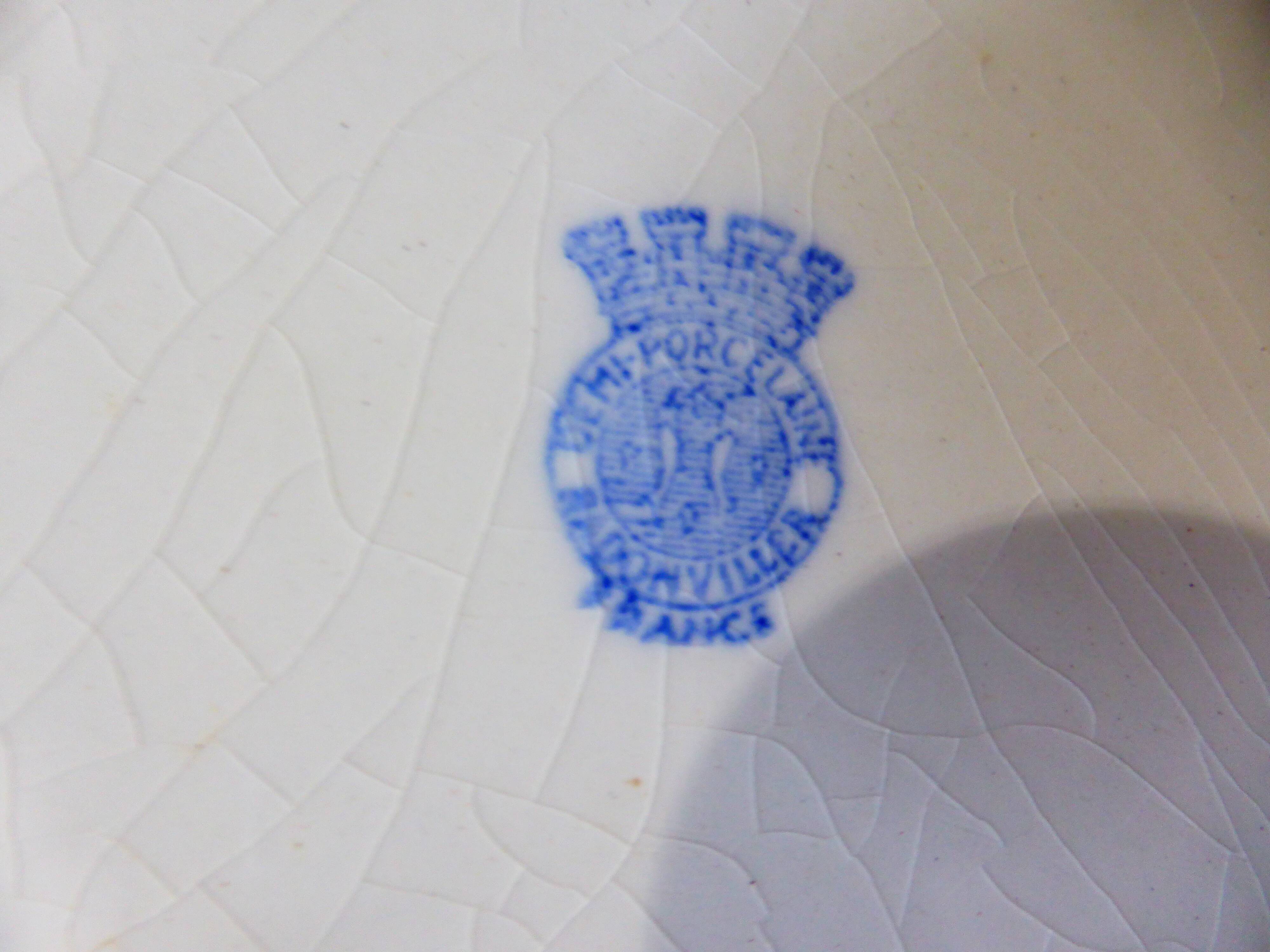 Badonviller porcelain salt box 211269