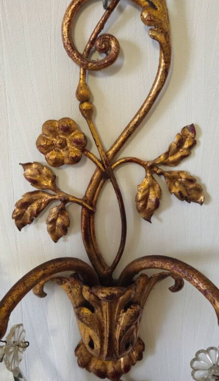 Wall sconce with pendants in Louis XV style