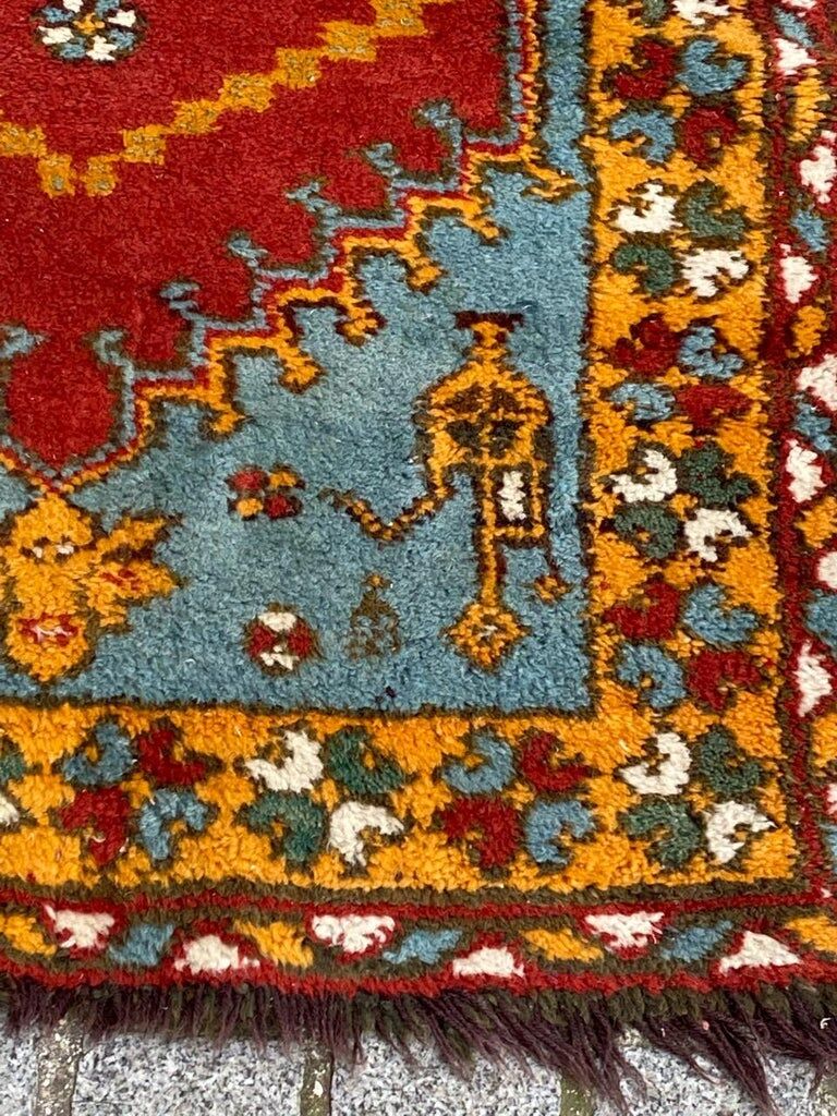 Mid-century Turkish Ushak carpet 144x82cm