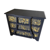 Commode atypique bleue, motifs dorés peints à la main