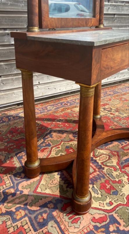 Empire 19th century mahogany hairdresser
