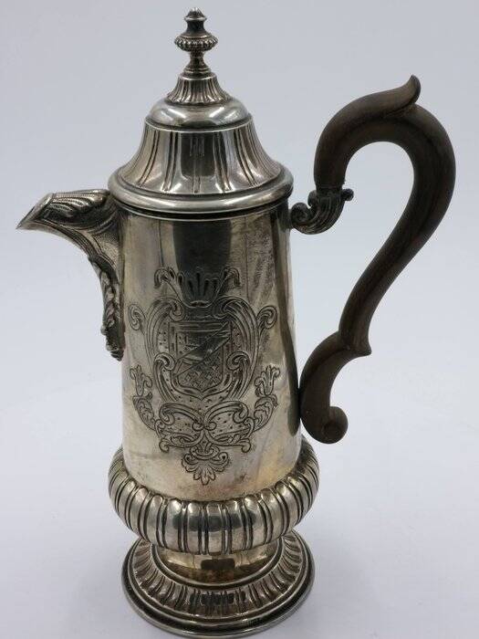 800 silver teapot Italian goldwork 1st half of the 20th century