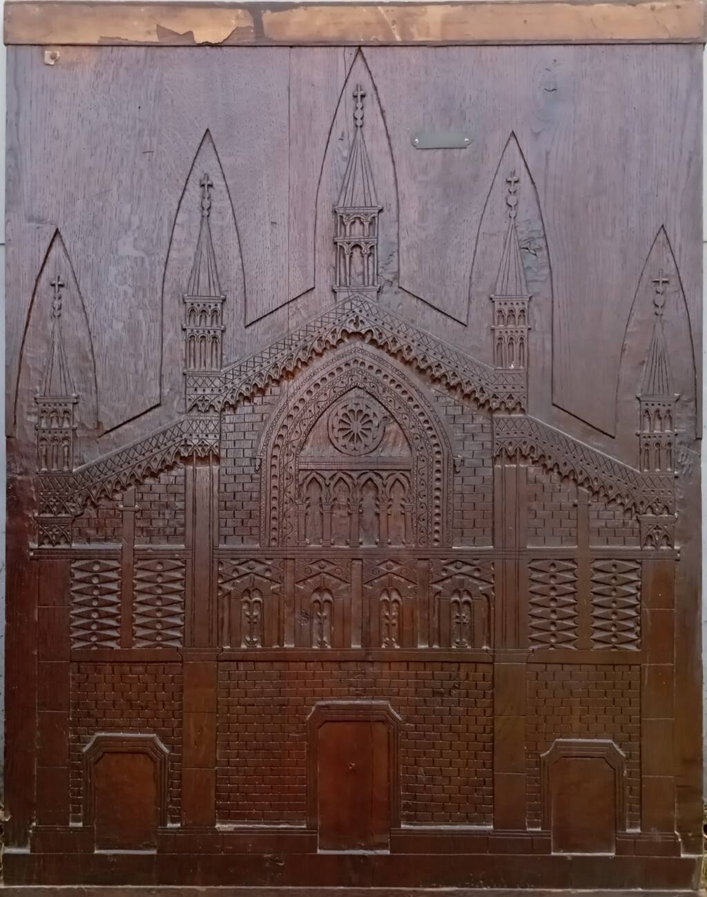 Large sculpted panel façade cathedral Pavia