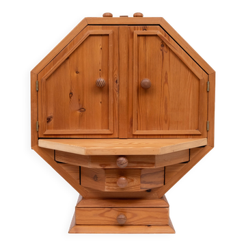 Meuble bar en pin massif métamorphique, années 1970
