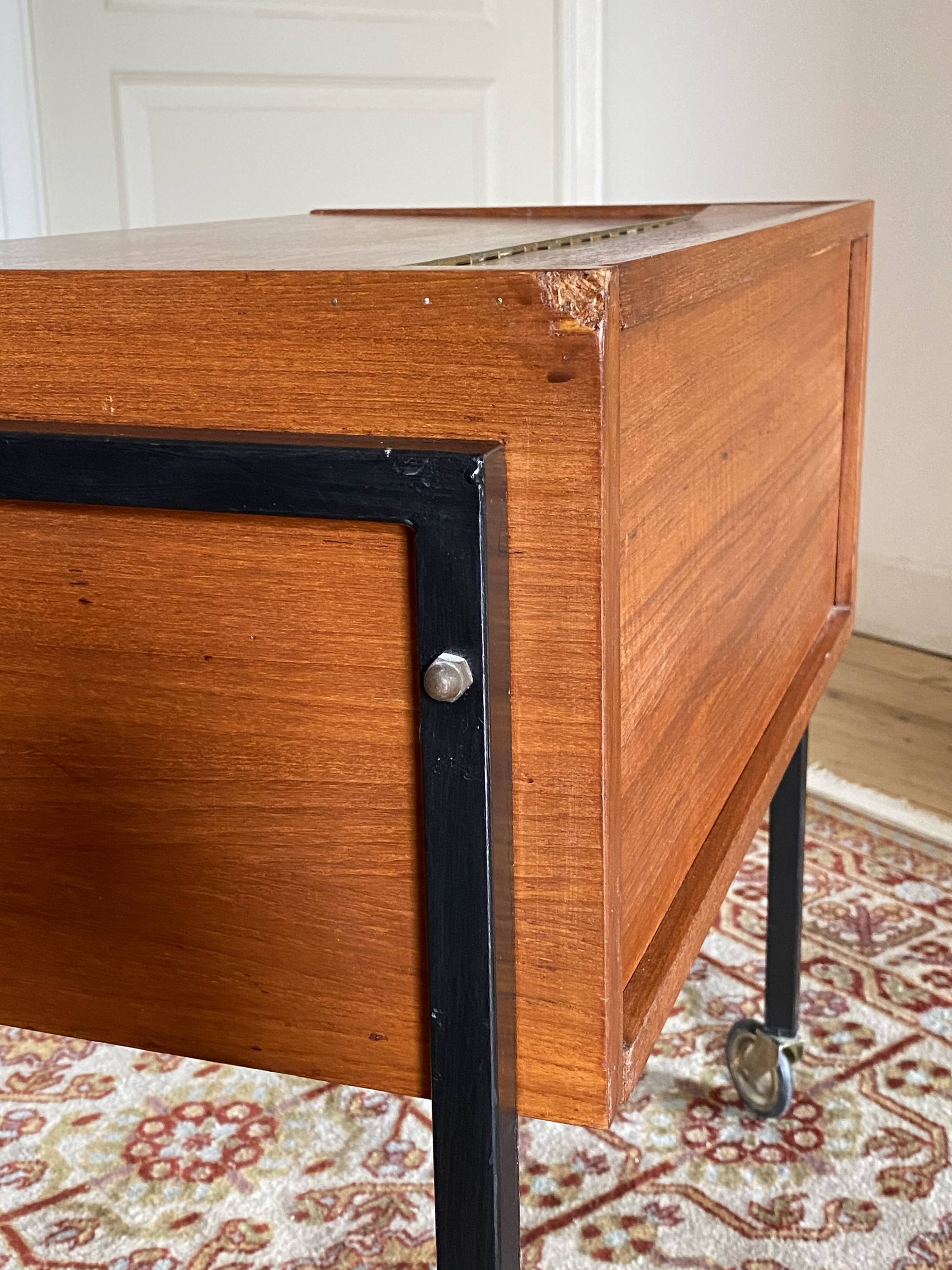 Secretary / Vintage Scandinavian side table on wheels