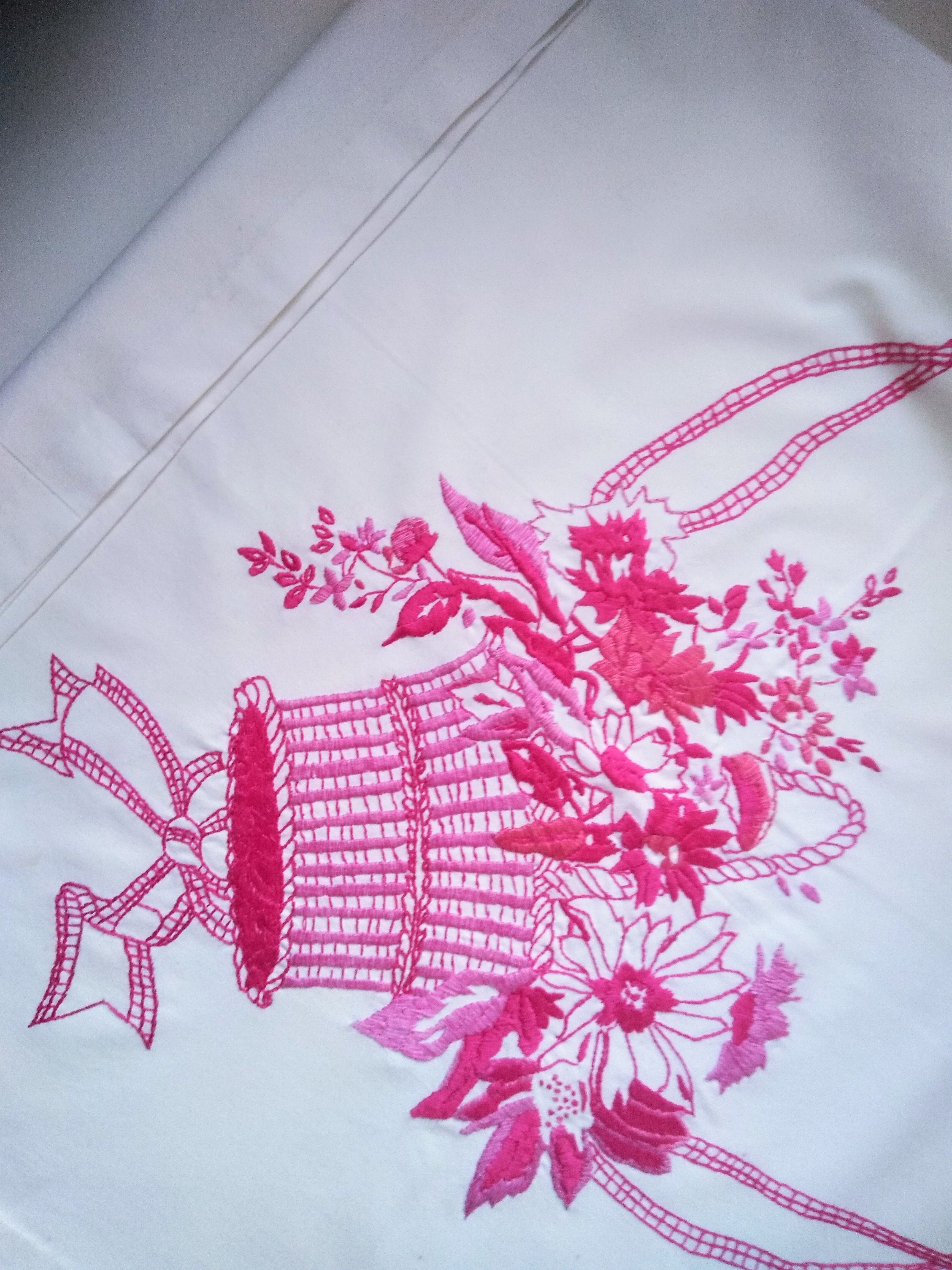 Hand embroidered vintage nape