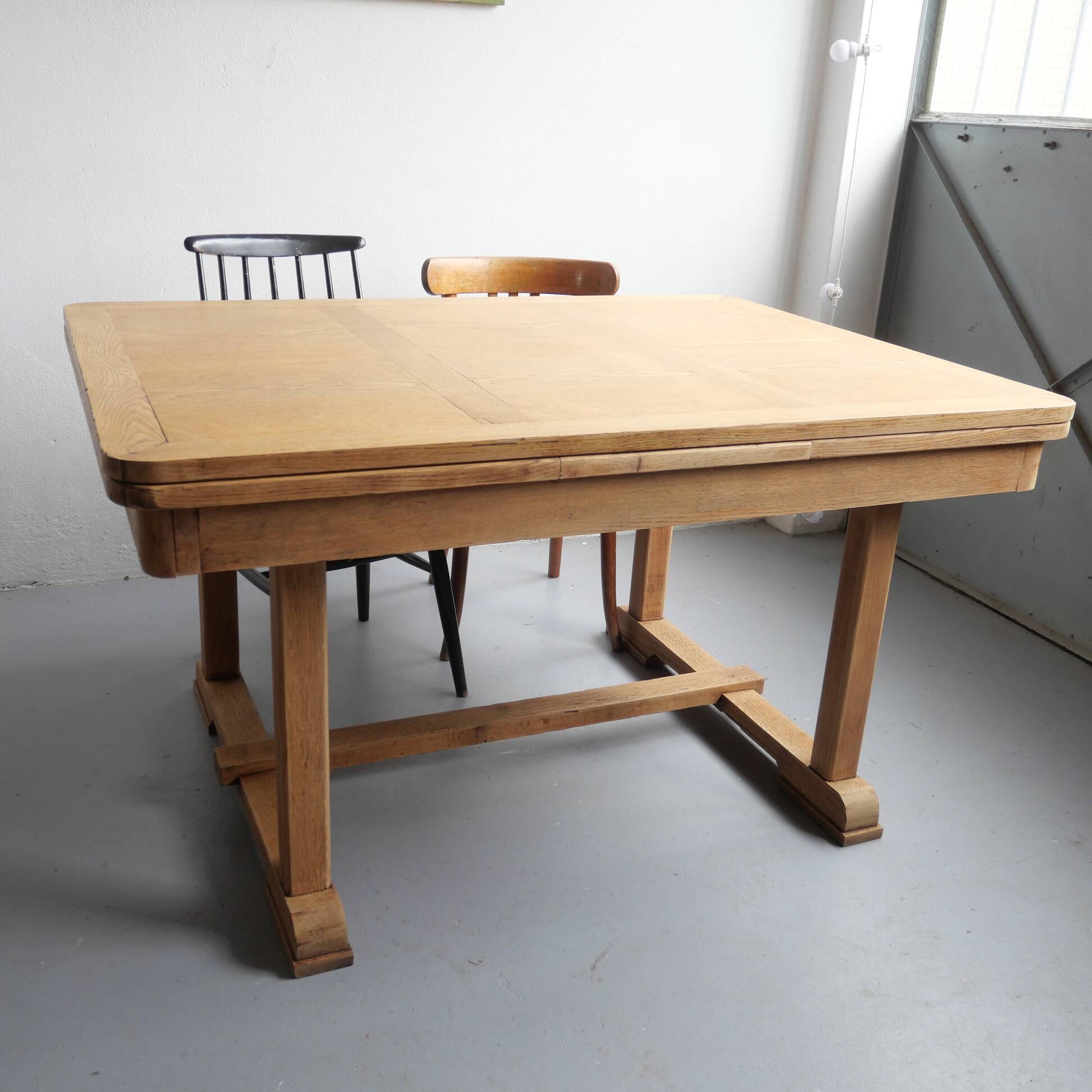 Table à rallonges en chêne rénovée