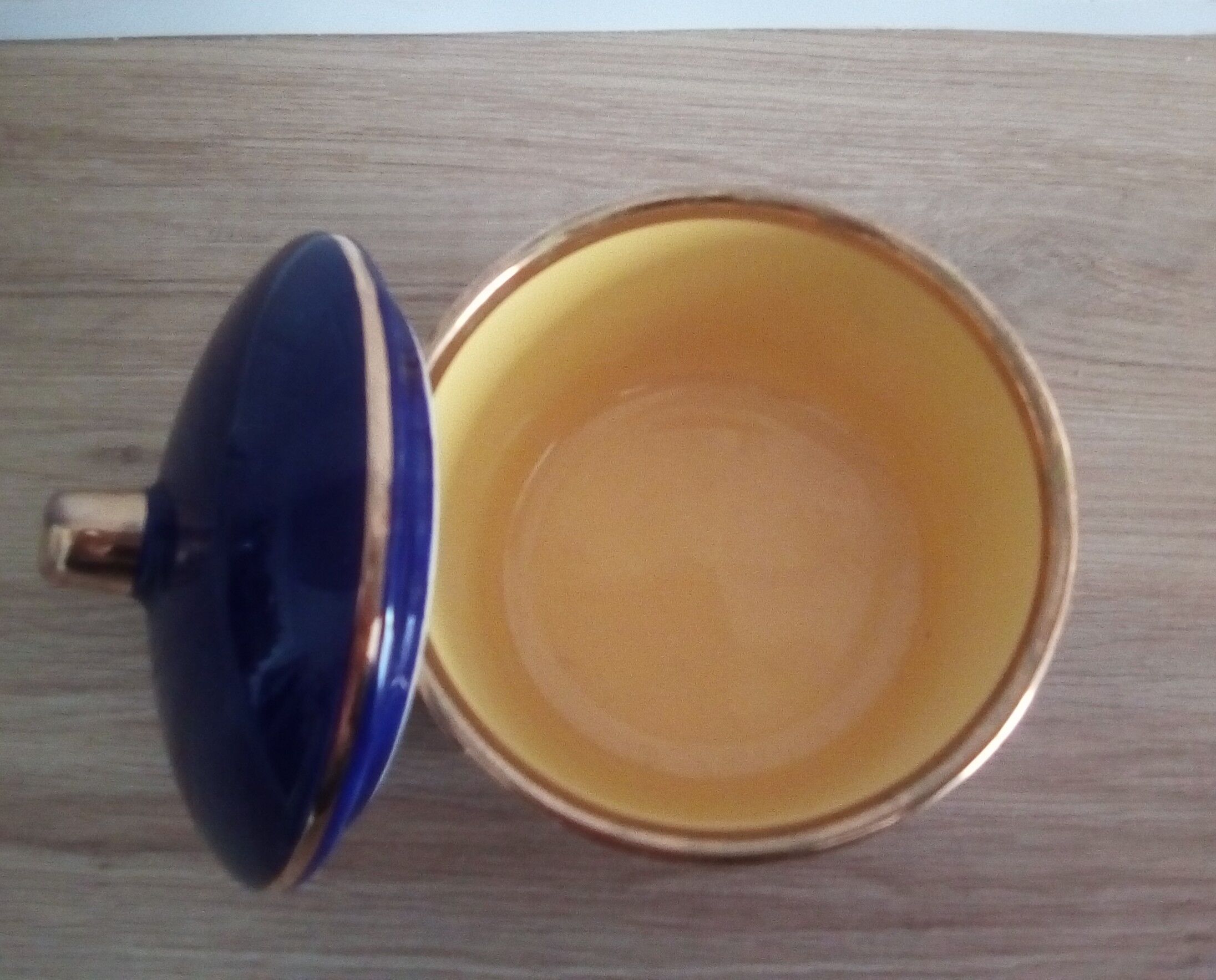 Gorbon's porcelain sugar candy