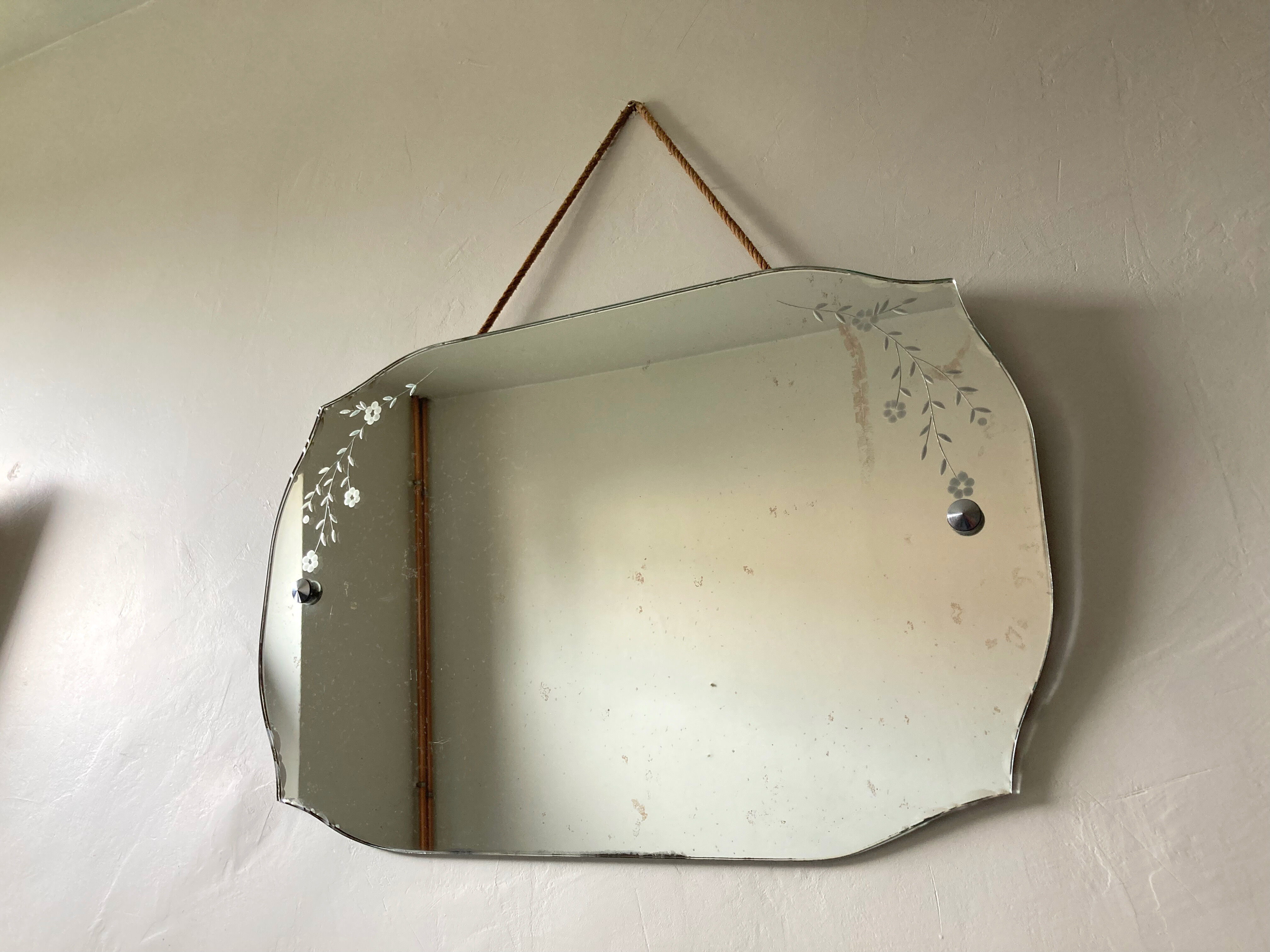 Antique chiseled mirror 60 X 40cm
