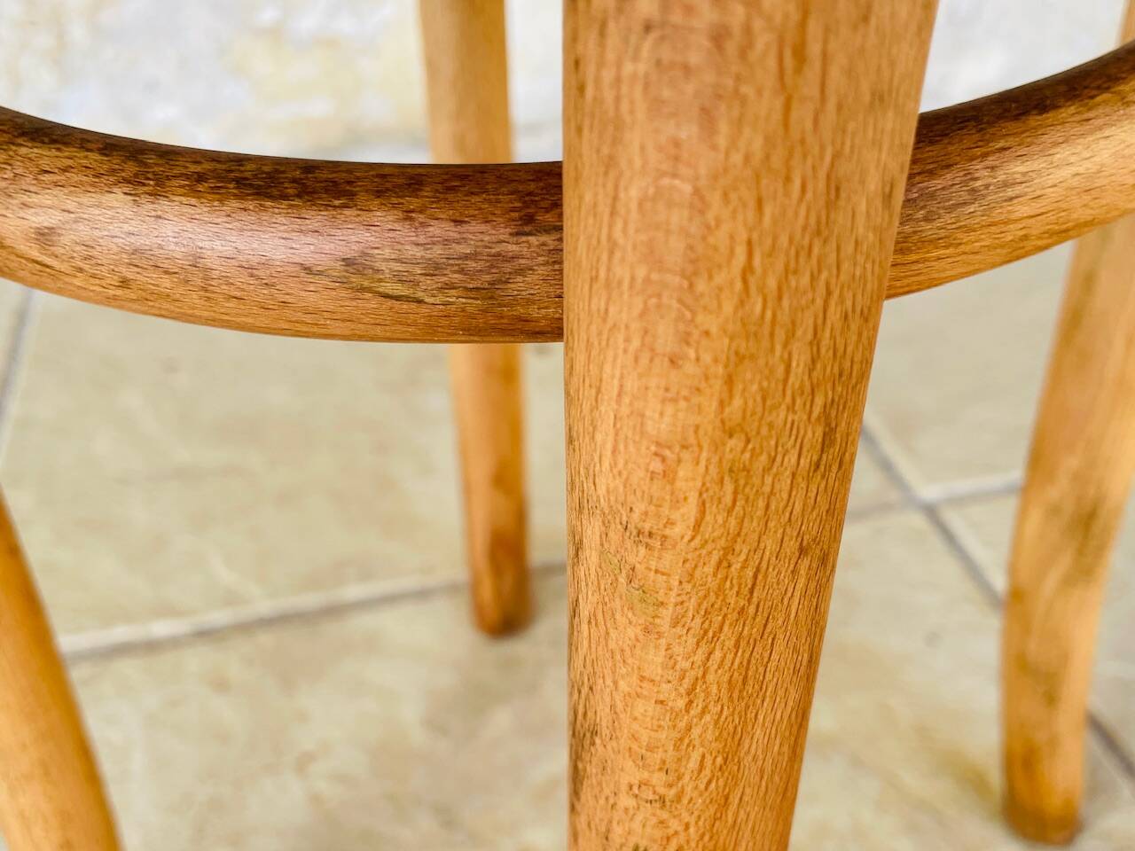 Curved wooden stool by Thonet for FMG Poland, 1930