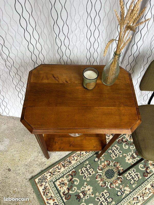 Vintage Art Deco side table / pedestal table