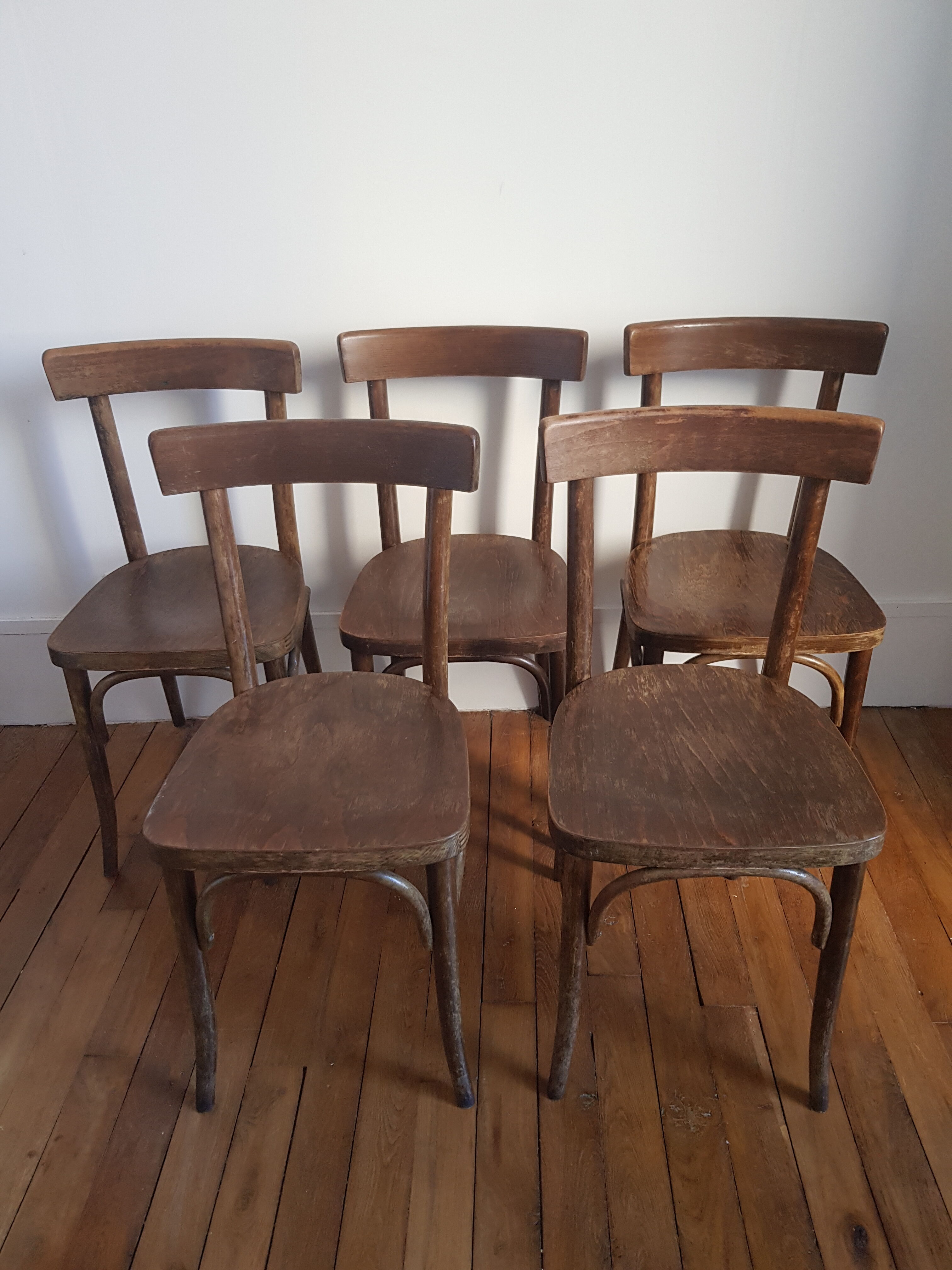 Set of 5 chairs