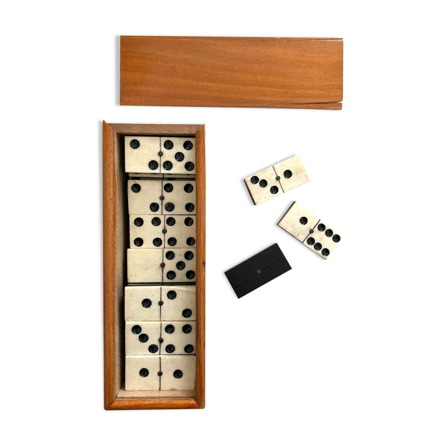 Old wood horn dominoes