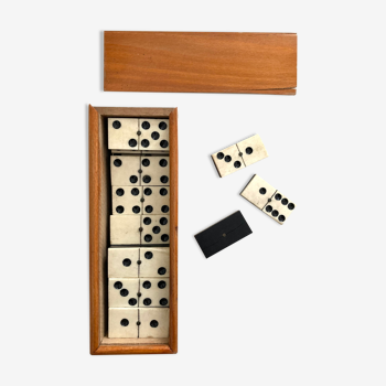 Dominos anciens bois corne