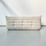 Canapé 3 places en velours côtelé blanc cassé attribué à Michel Ducaroy pour Ligne Roset, années 1970.