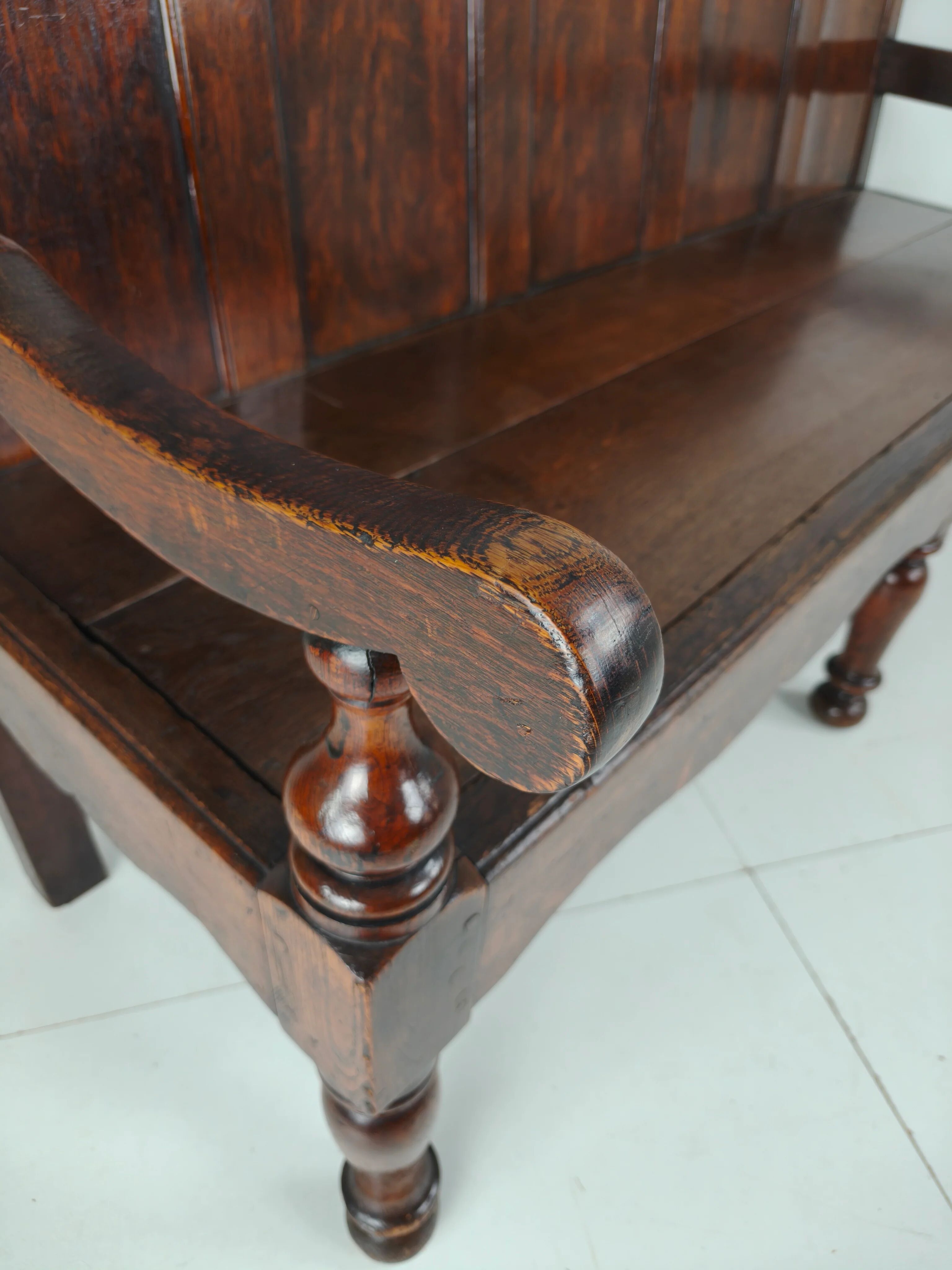 18th century Georgian oak settle bench – dated circa 1790