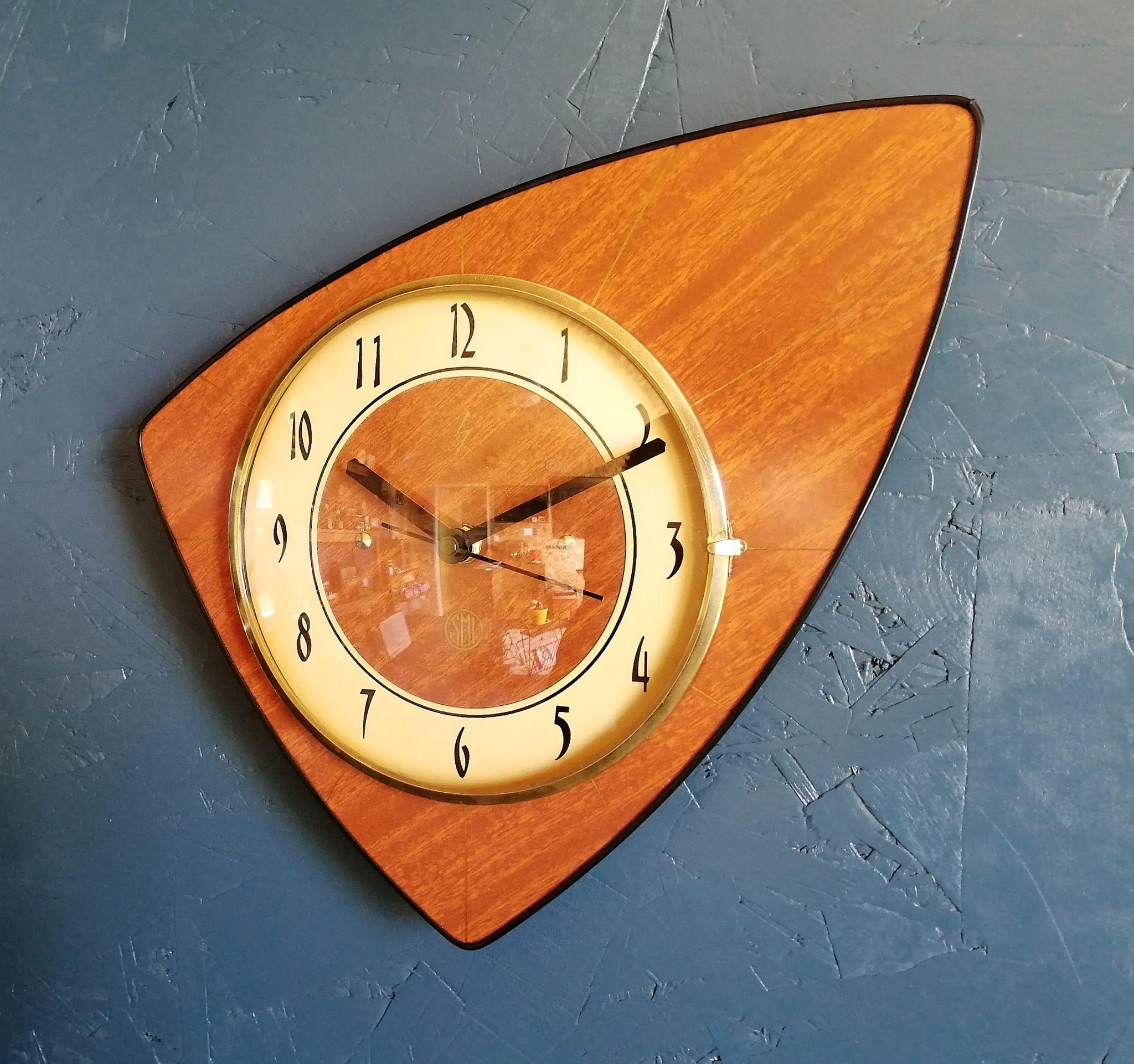 Clock formica vintage asymmetrical silent wall clock "SMI gilded wood"