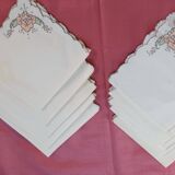 Nappe et serviettes de tables brodées