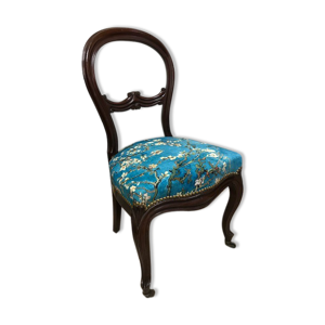 Chaise assise tapissée style Louis