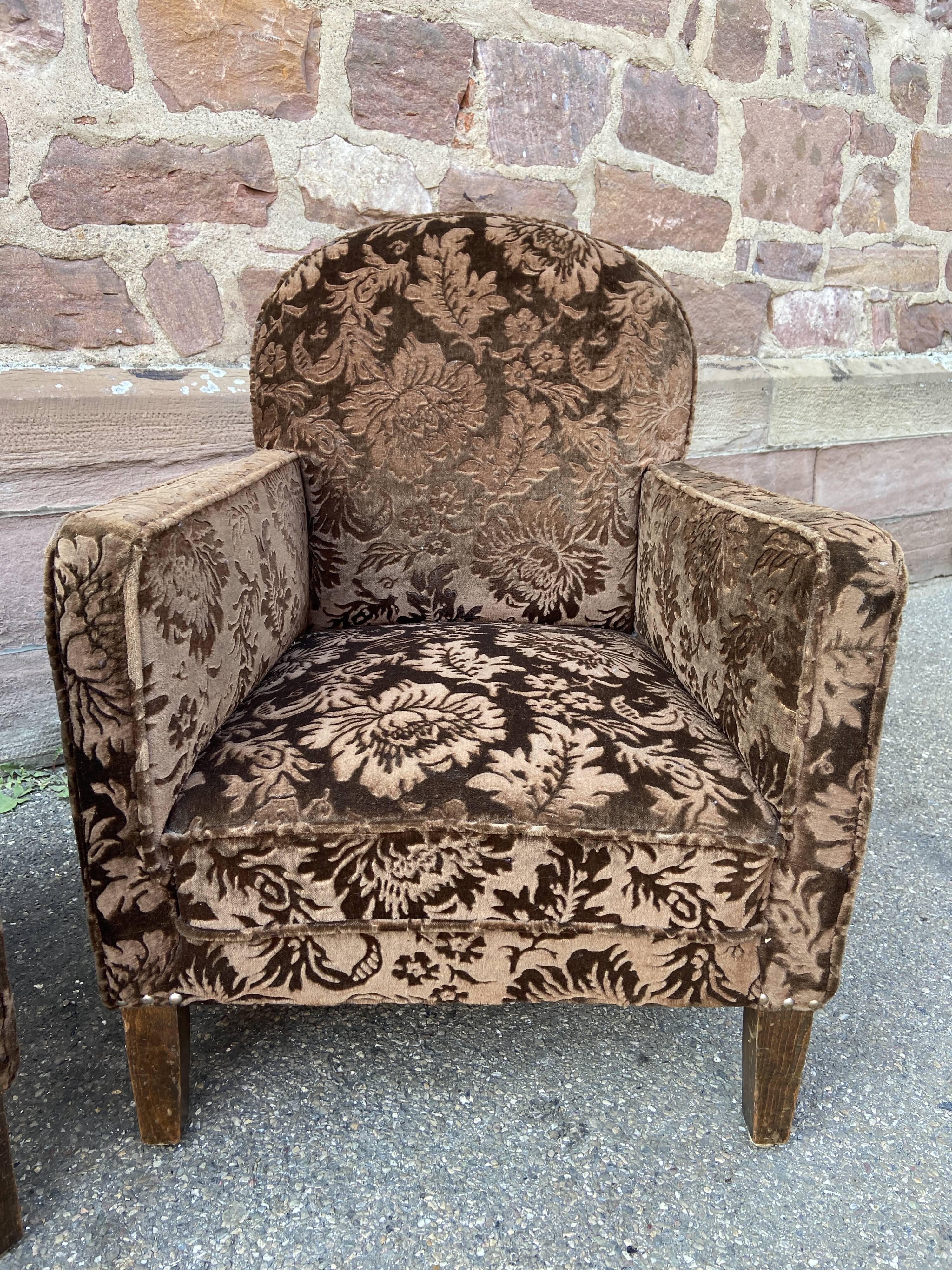 Pair of 1930 vintage art deco club armchairs in velvet