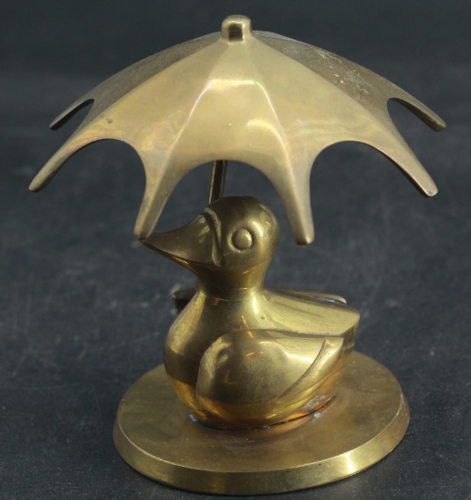 Ancienne statue canard sous parapluie en laiton