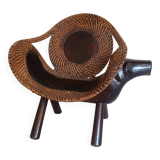 Fauteuil enfant en bois sculpté et rotin