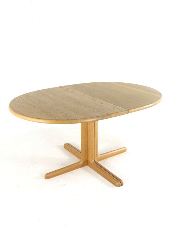 Juul Kristensen pour JK Møbler table à manger ovale extensible en chêne 'Nakskov'