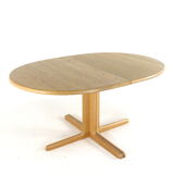 Juul Kristensen for JK Møbler oval oak extendable dining table 'Nakskov'