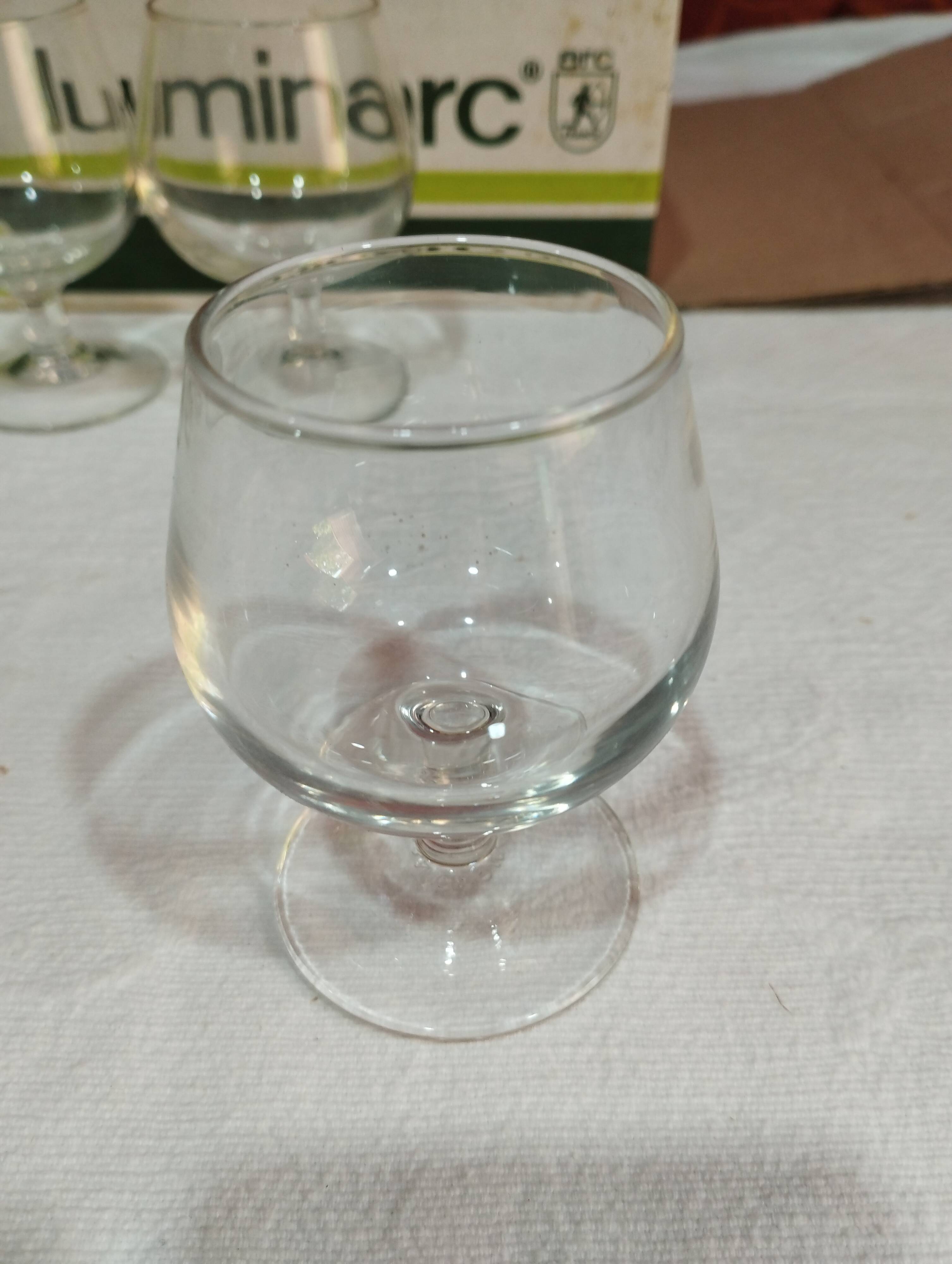 set of 12 Luminarc tasting glasses in their original box capacity: 10cl height 8cm