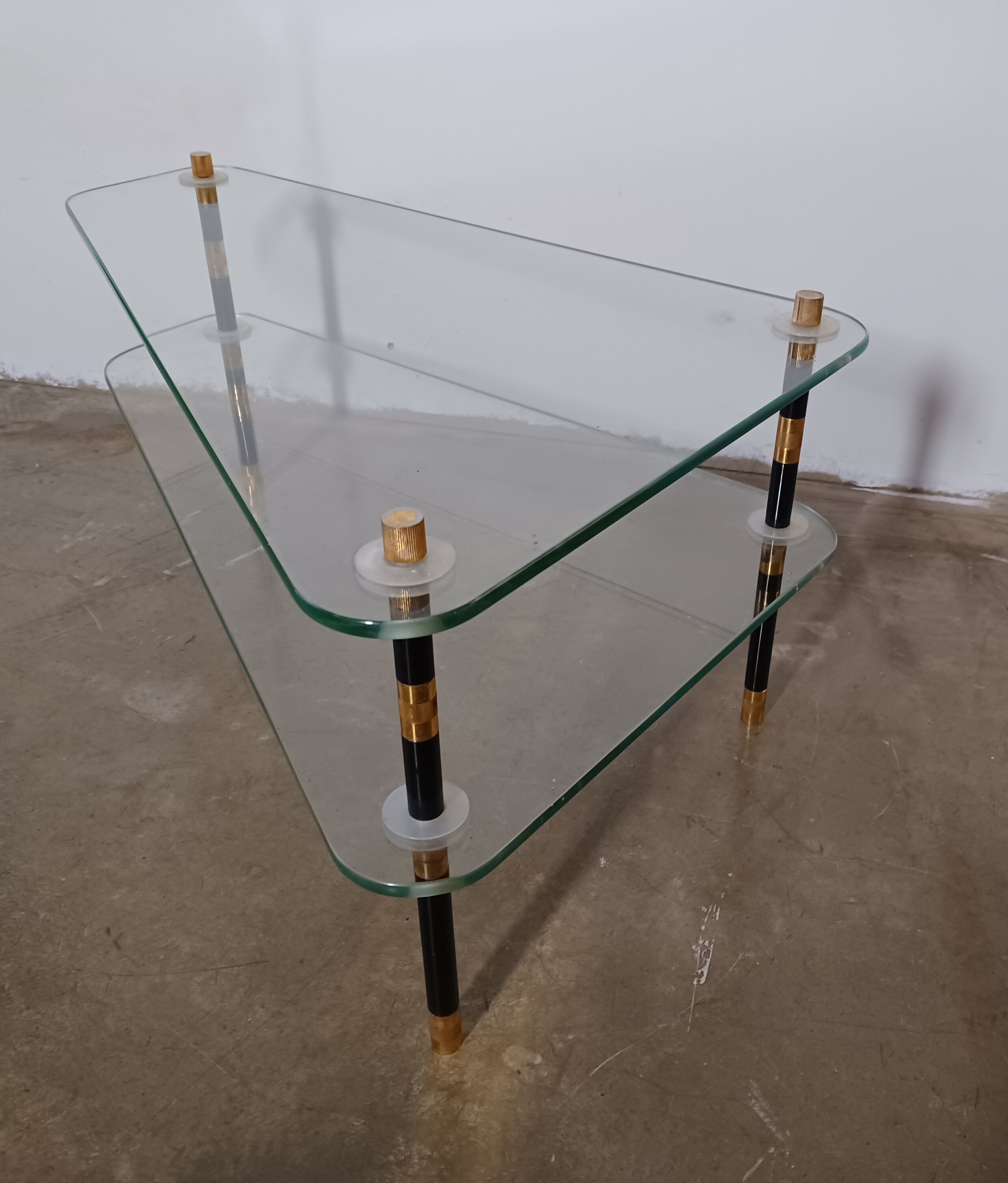 Table basse asymétrique bout de canapé vintage