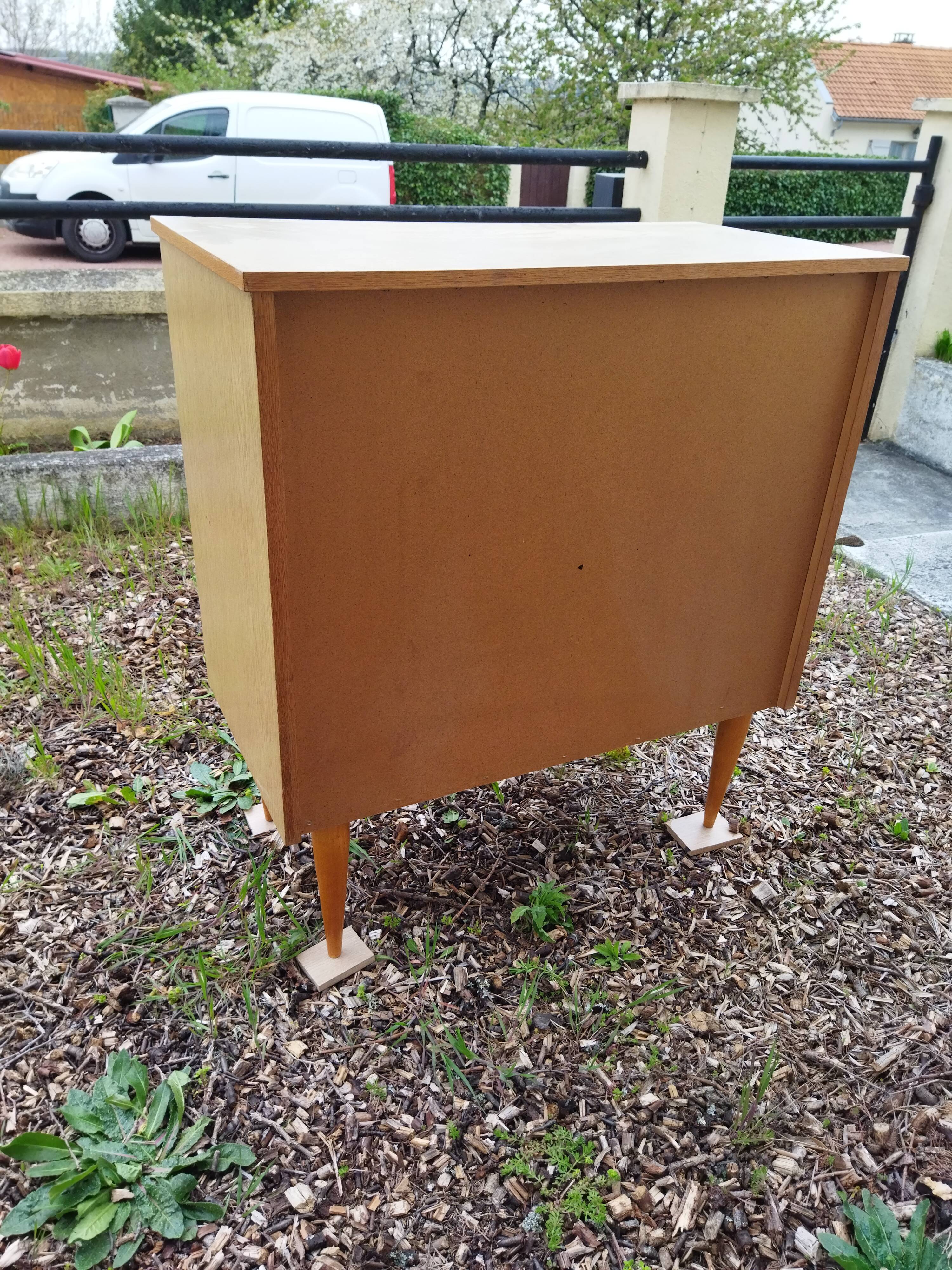 Vintage chest of drawers