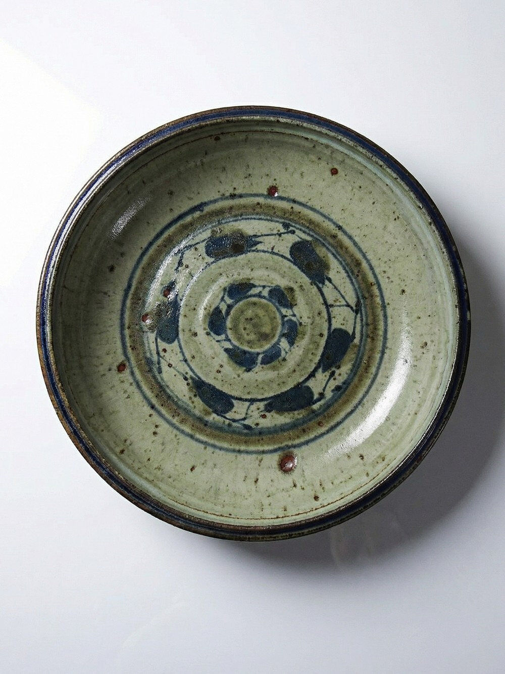 Vintage 1960s-1970s pyrite art stone fruit bowl.