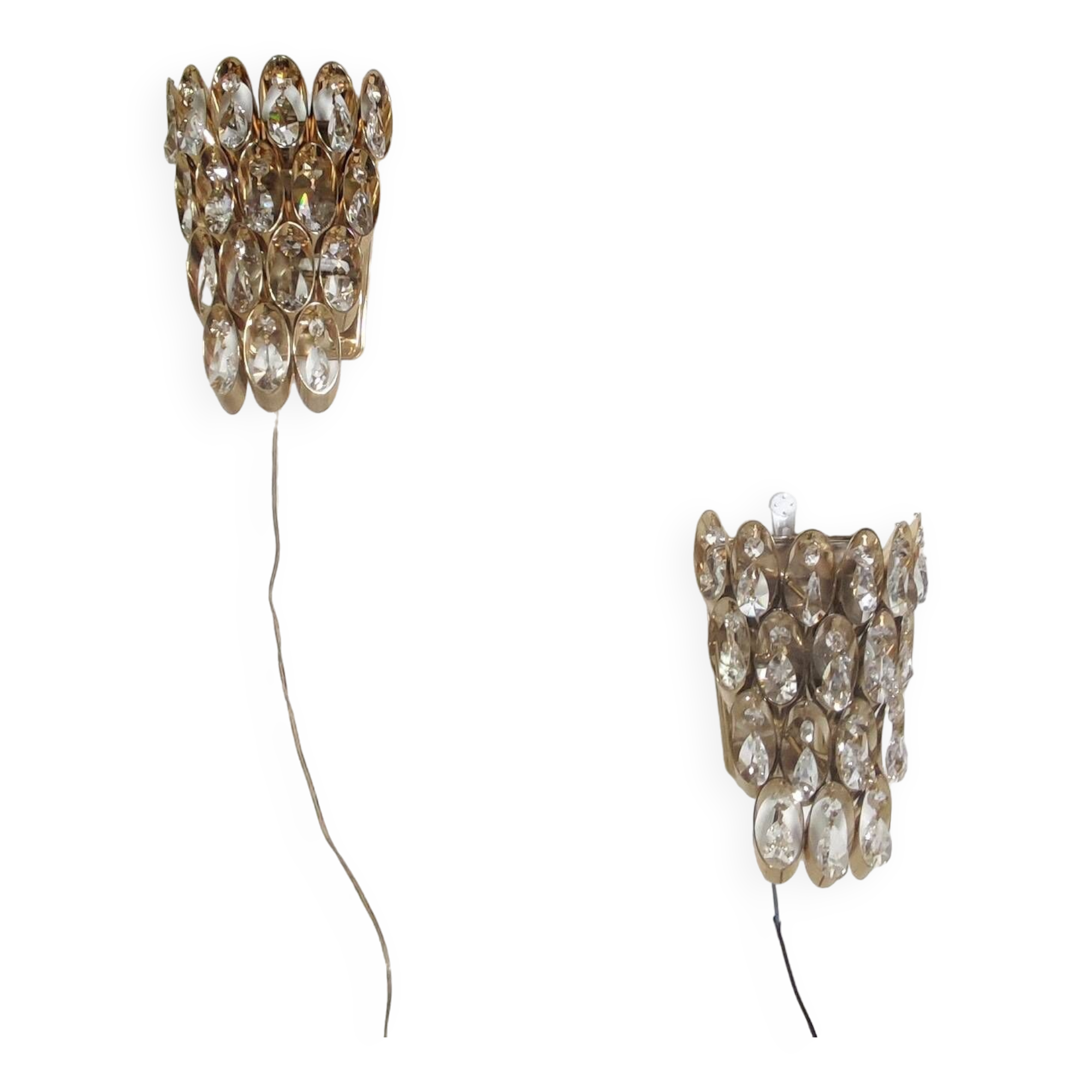 Par de apliques de cristales. Alemania, 1960s.
