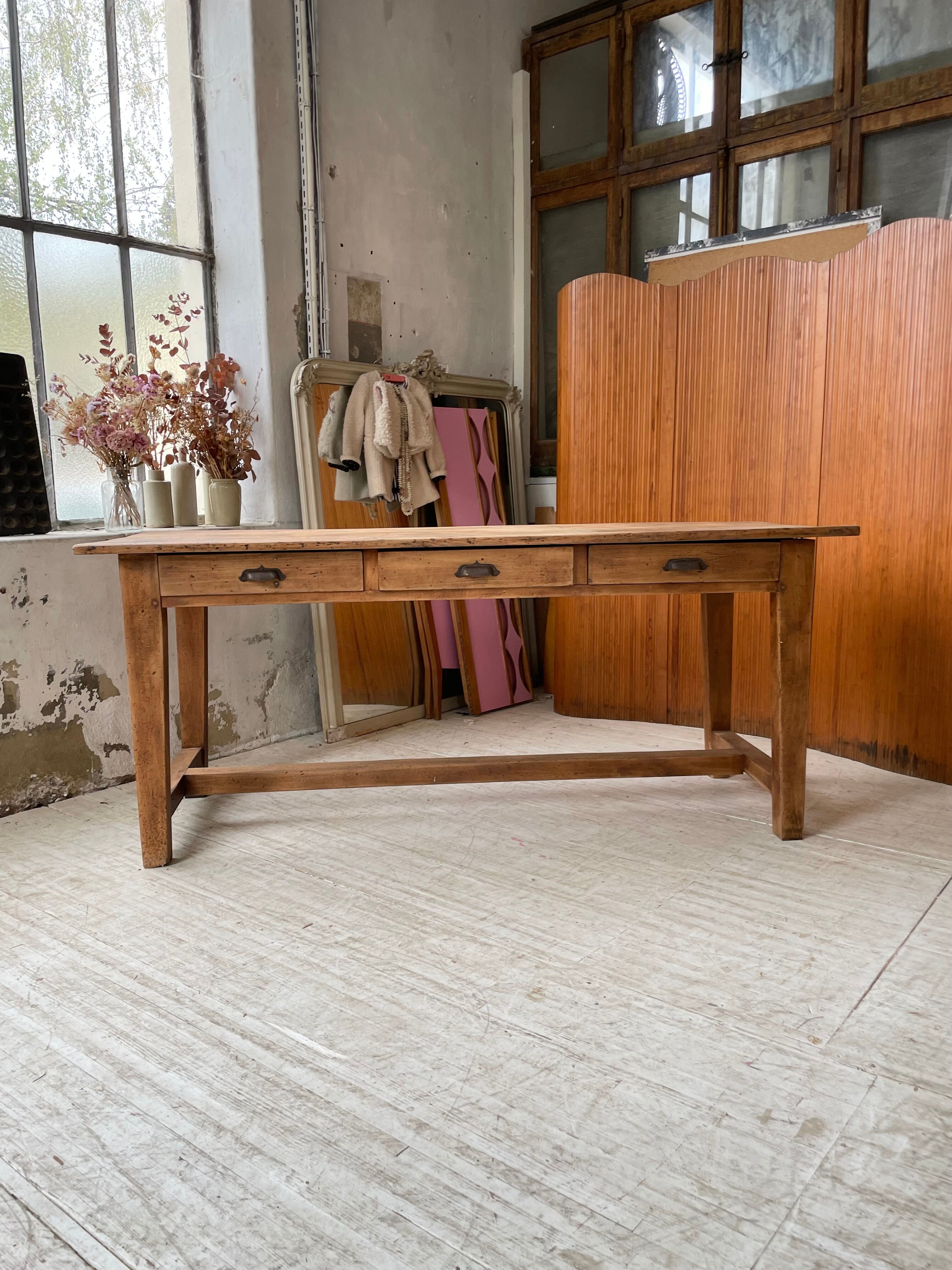 Oak island farmhouse table 2m