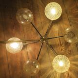 Angelo Brotto intricate gold-plated brass chandelier with 6 globes, 1960s