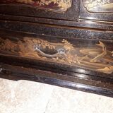 Small Japanese Lacquered Kazaridana Cabinet, Japan Edo Period