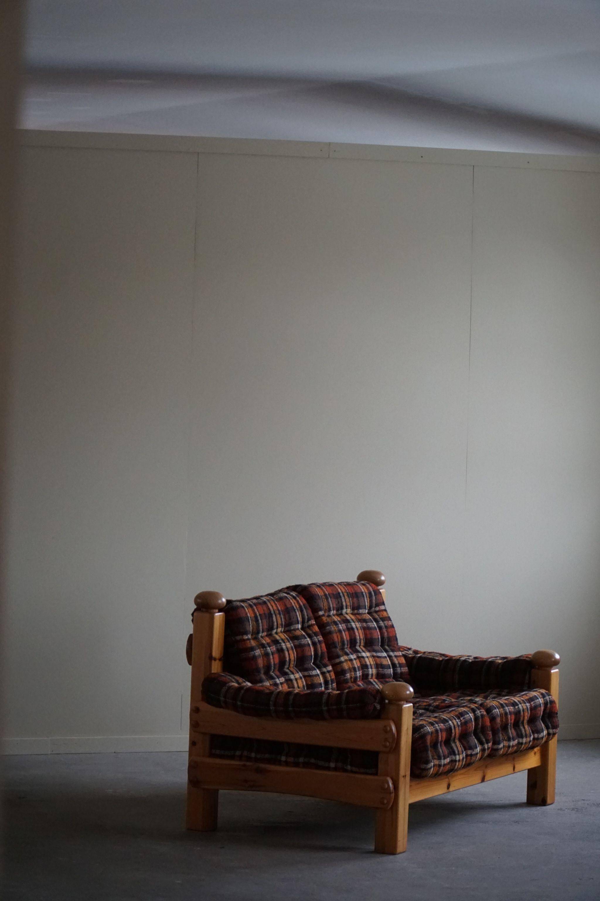 Brutalist two-seater sofa in solid pine, Swedish modernism, 1970s.