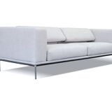 “Moov” sofa by Piero Lissoni for Cassina – contemporary design