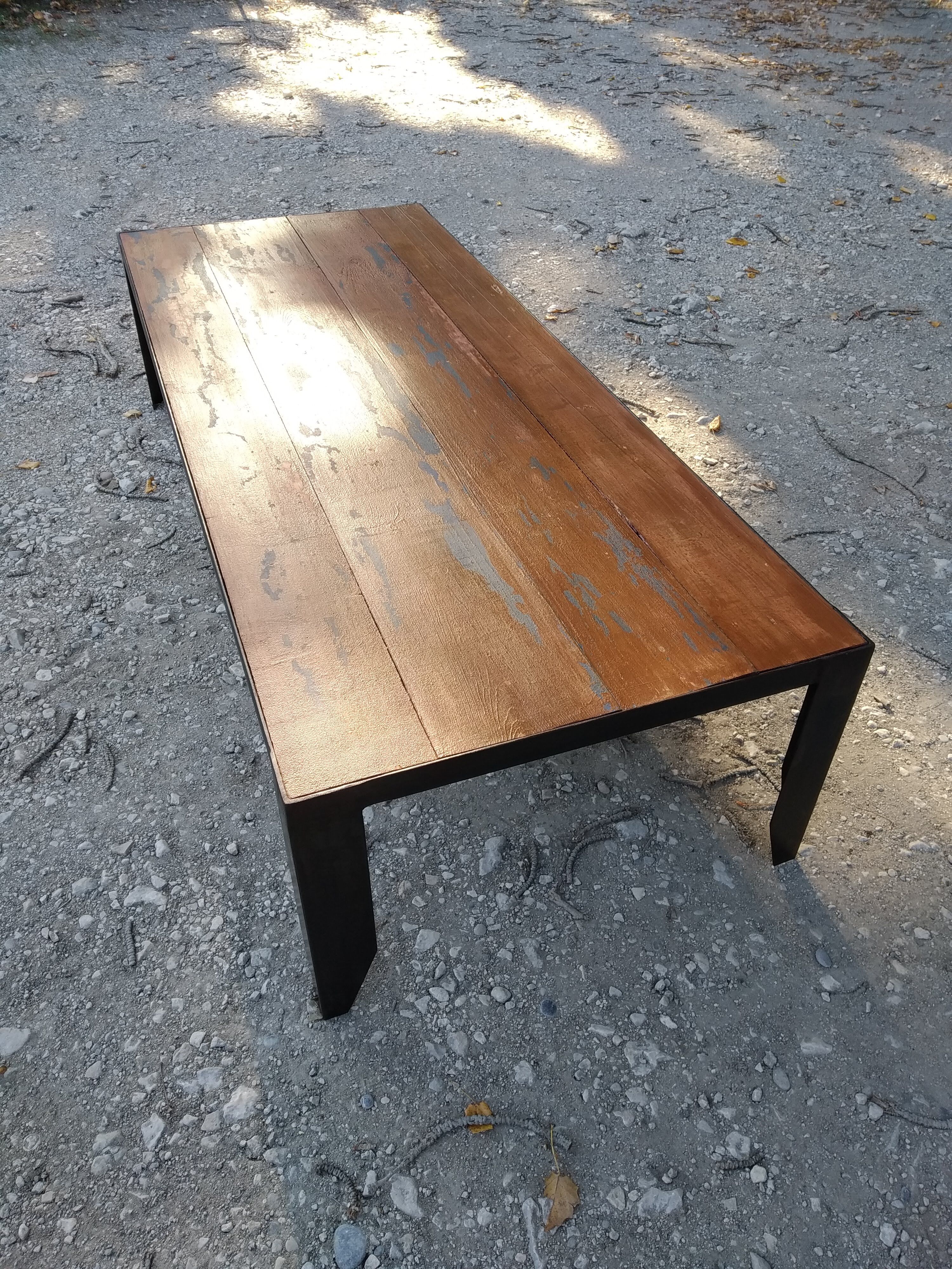 Workshop lounge table